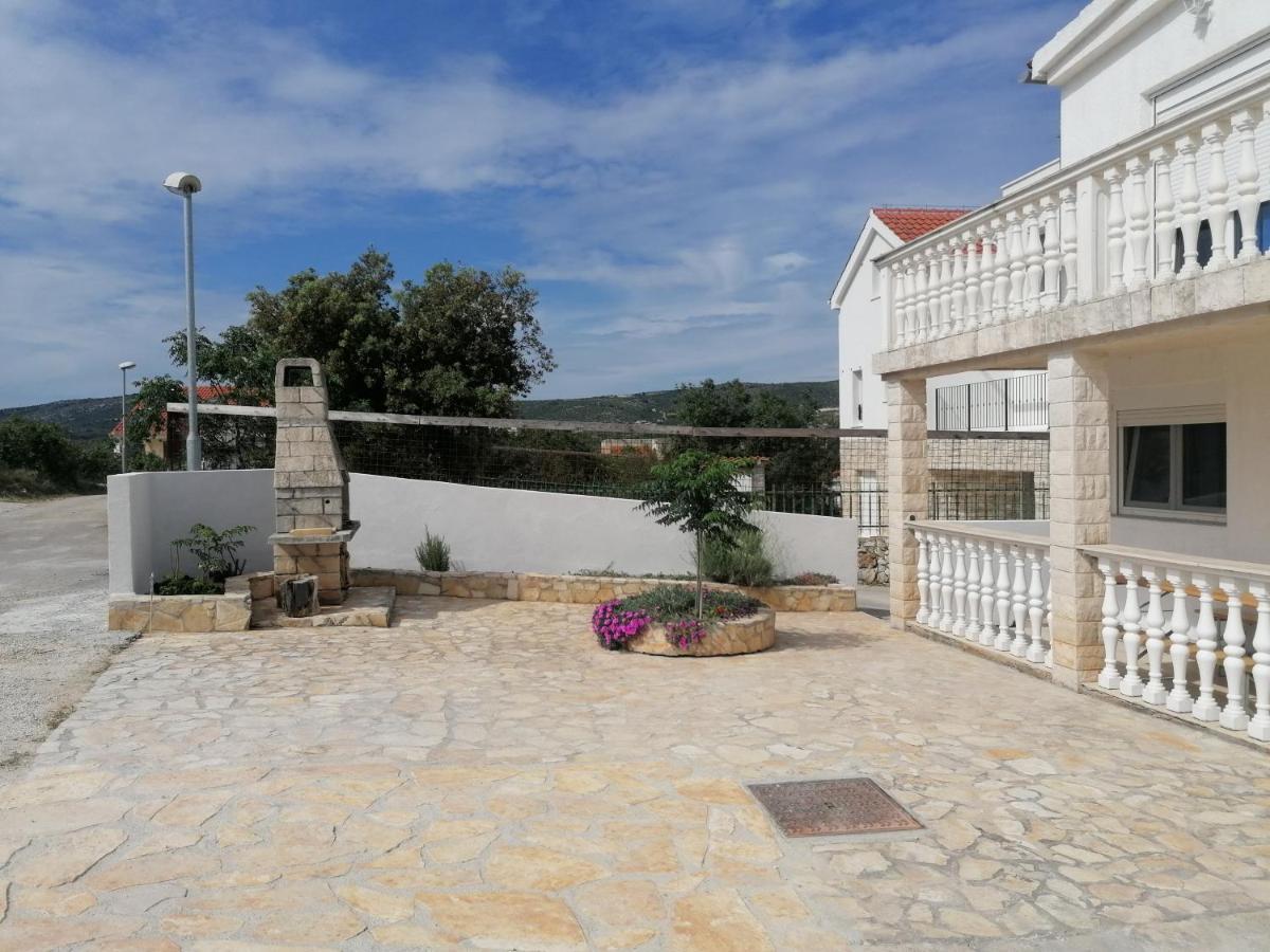 Apartmani Adriatic Rogoznica  Luaran gambar