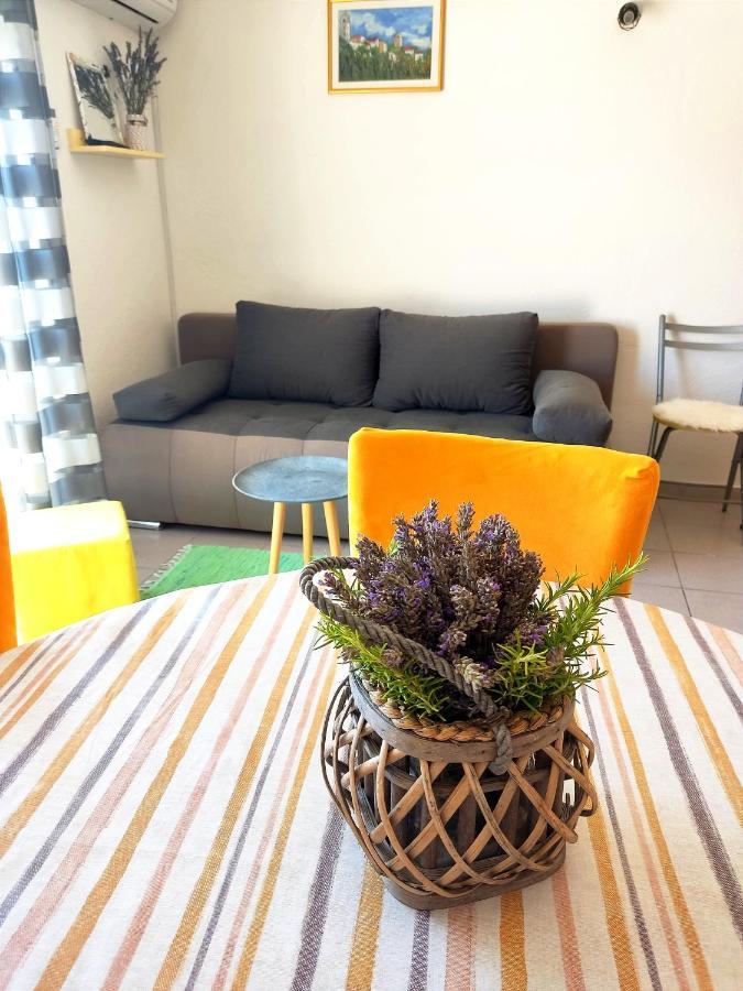 Apartmani Adriatic Rogoznica  Luaran gambar
