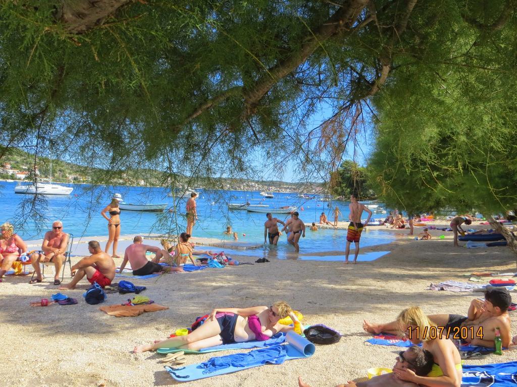 Apartmani Adriatic Rogoznica  Luaran gambar