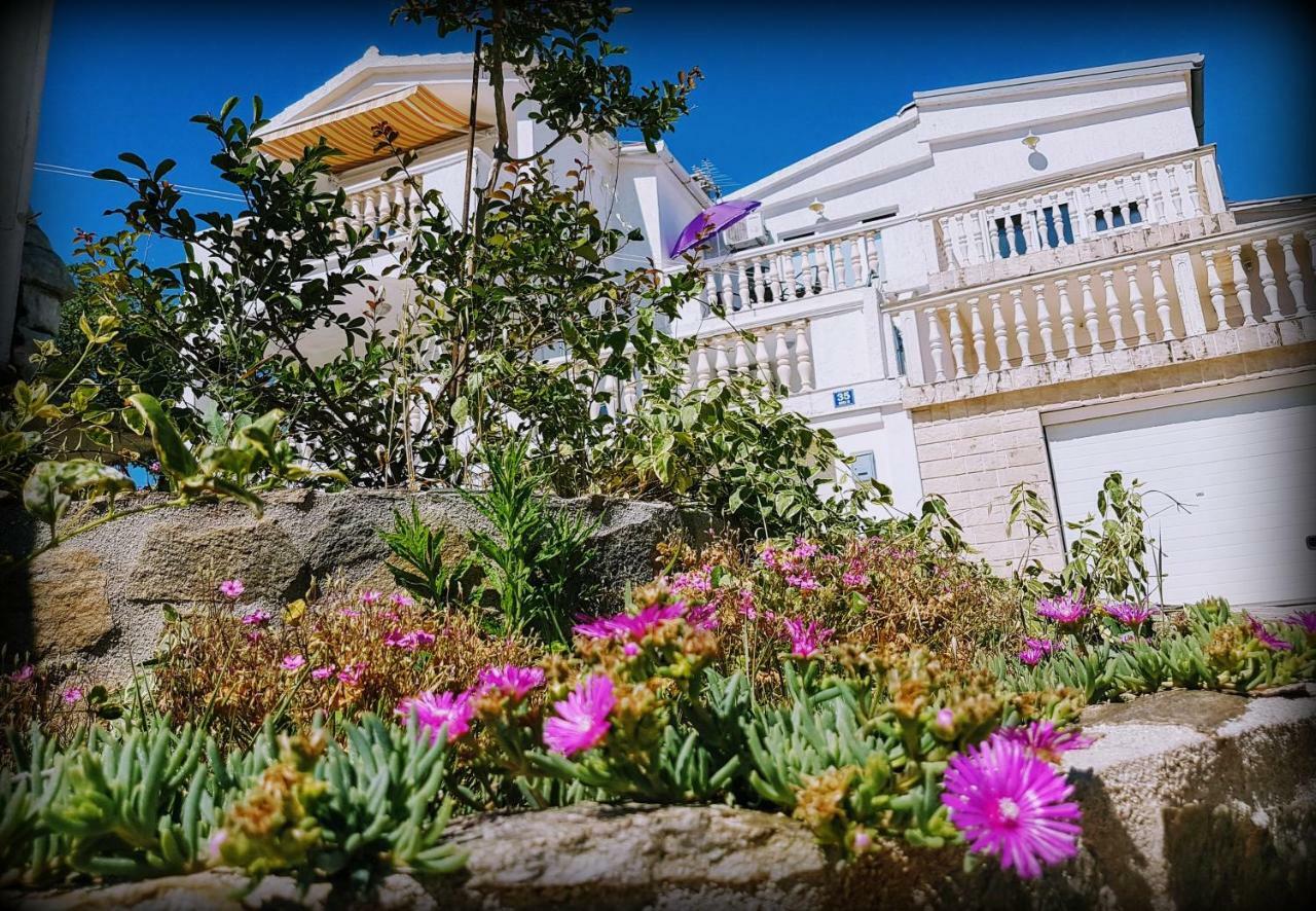 Apartmani Adriatic Rogoznica  Luaran gambar