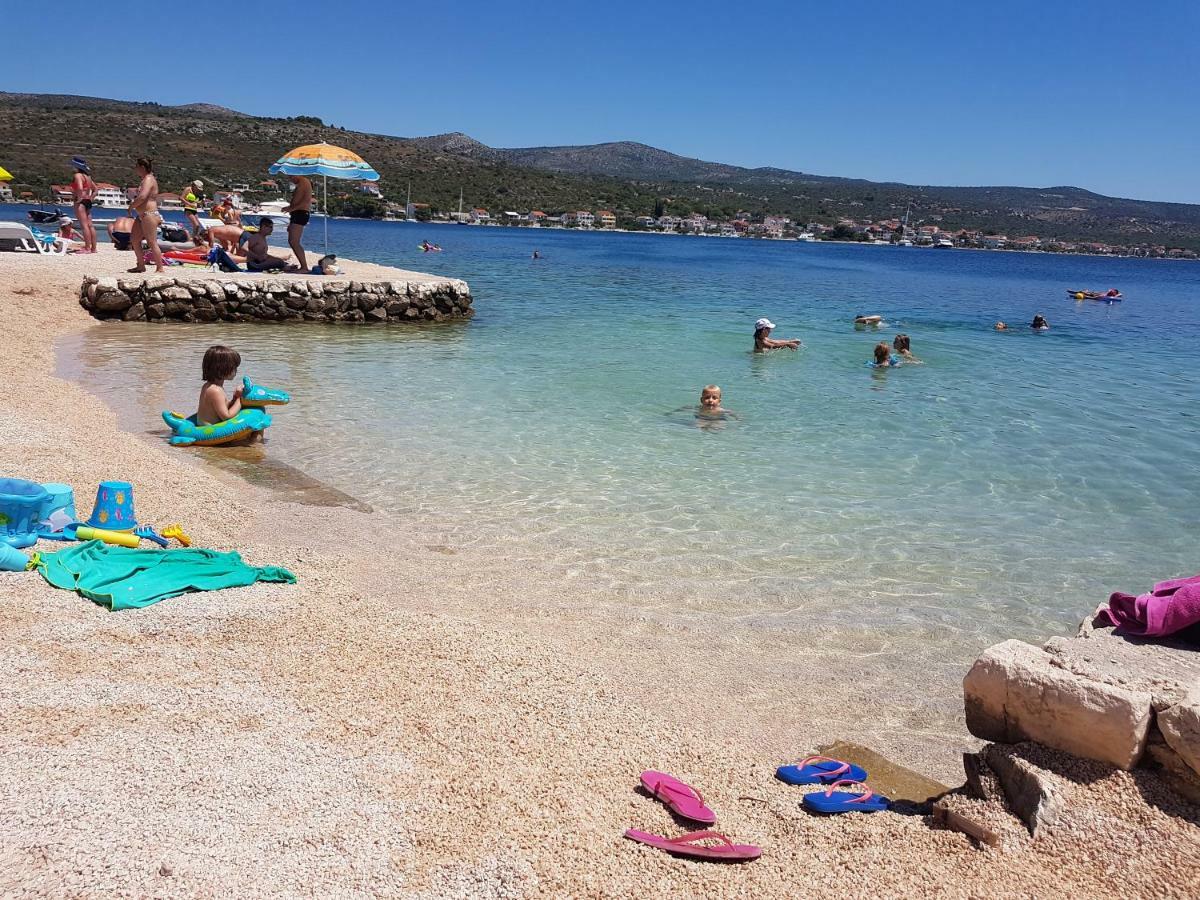 Apartmani Adriatic Rogoznica  Luaran gambar