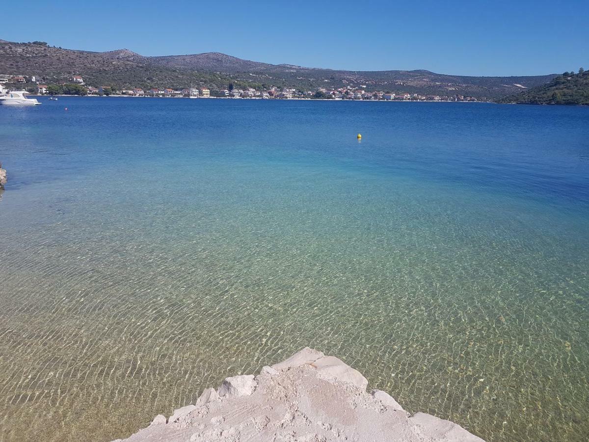 Apartmani Adriatic Rogoznica  Luaran gambar