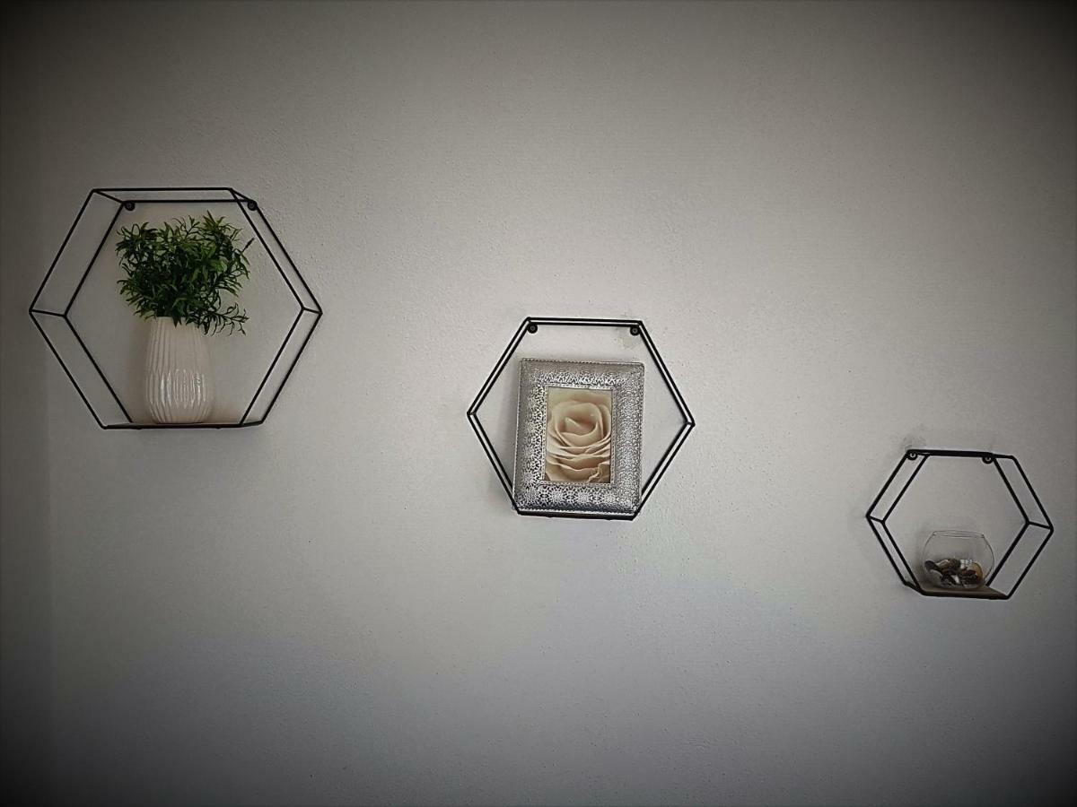 Apartmani Adriatic Rogoznica  Luaran gambar